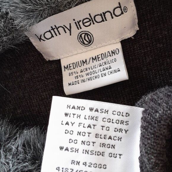 Vtg. Kathy Ireland Wool Blend Faux Shawl collar  Sweater - Picture 6 of 16